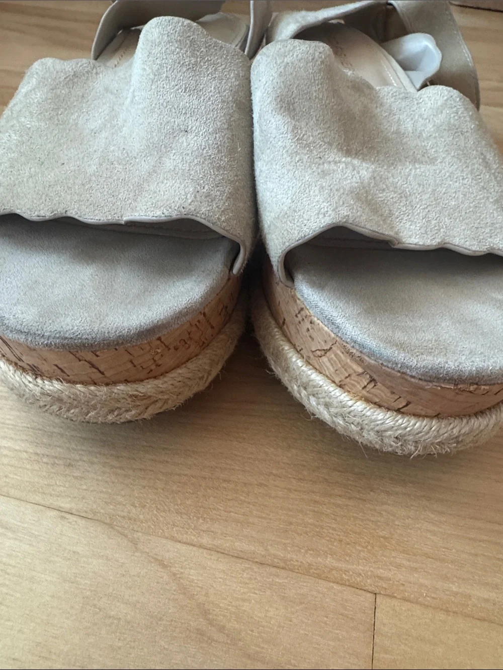 Marc Fisher Faithful Espadrilles Sandals Medium Natural Suede Size 6.5 EUC